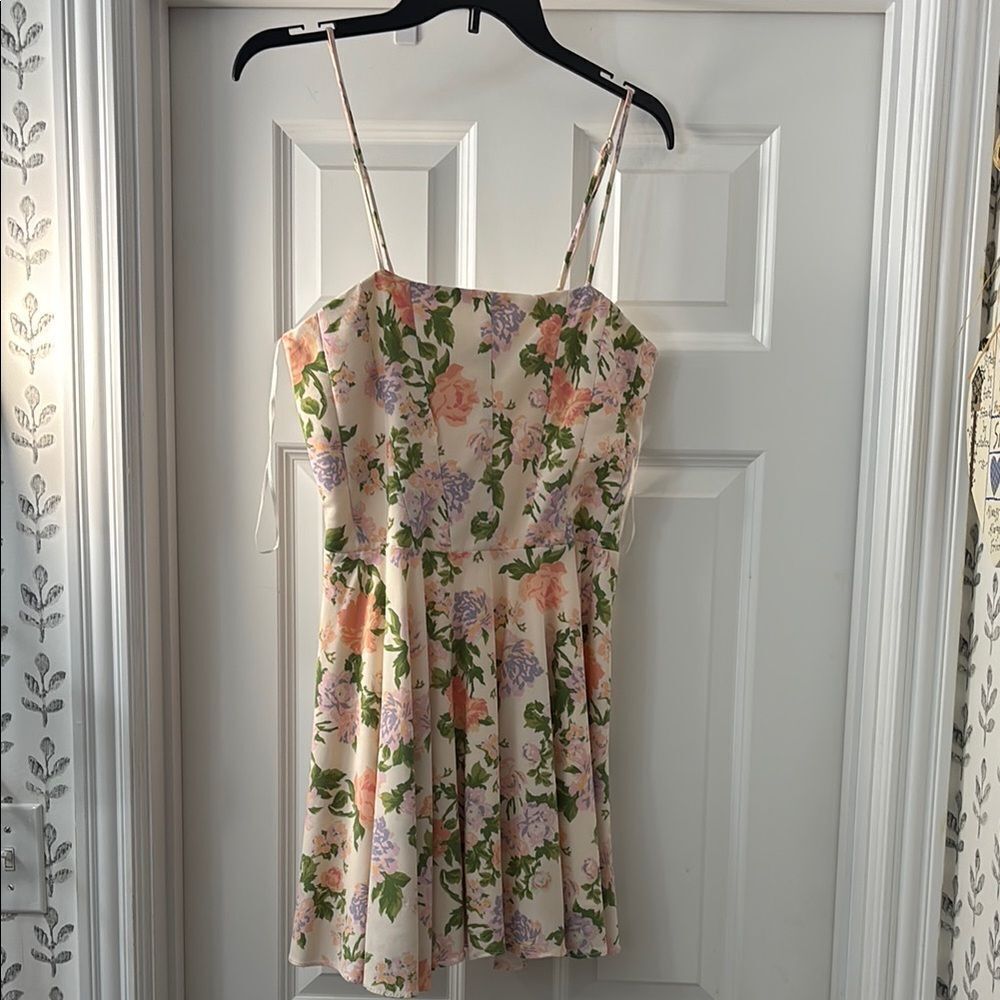 Zara Size Medium fully lined Floral Mini Dress